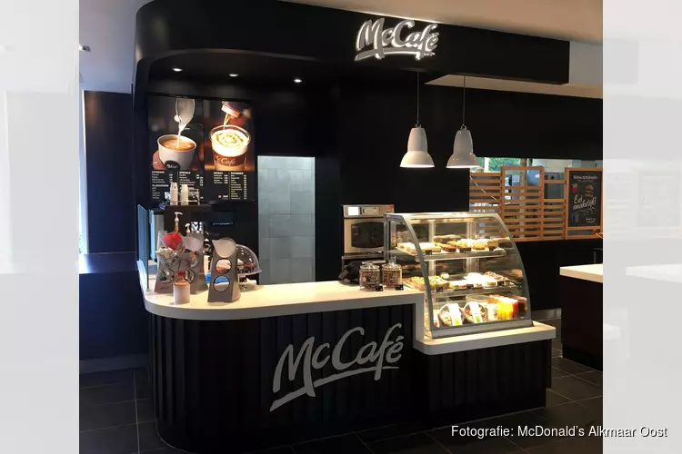 McDonald’s Alkmaar Oost opent McCafé