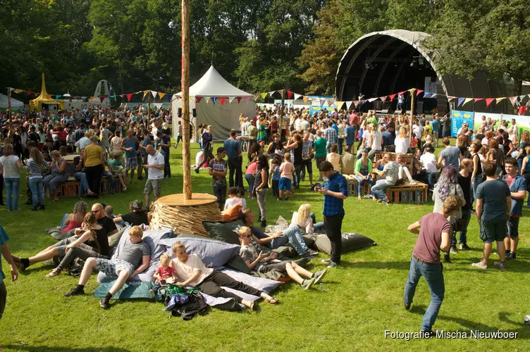 Bezoekers worden uitgedaagd om mee te bouwen aan kunstwerk op Mixtream Festival