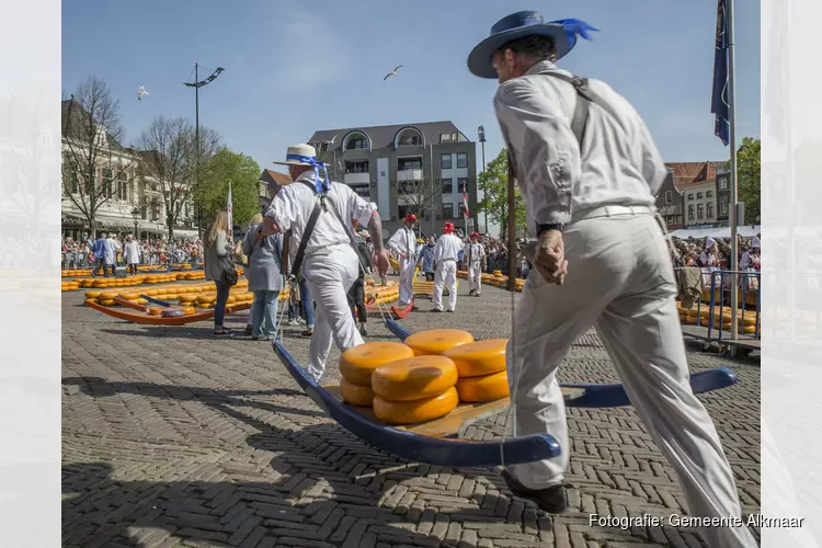 Laatste kaasmarkt van seizoen in teken van Victorie!