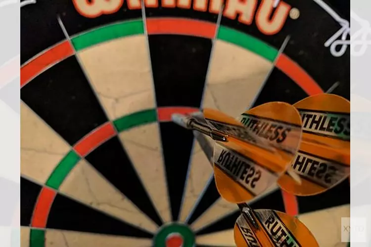 Durrant wint voor derde keer Finder Darts Masters