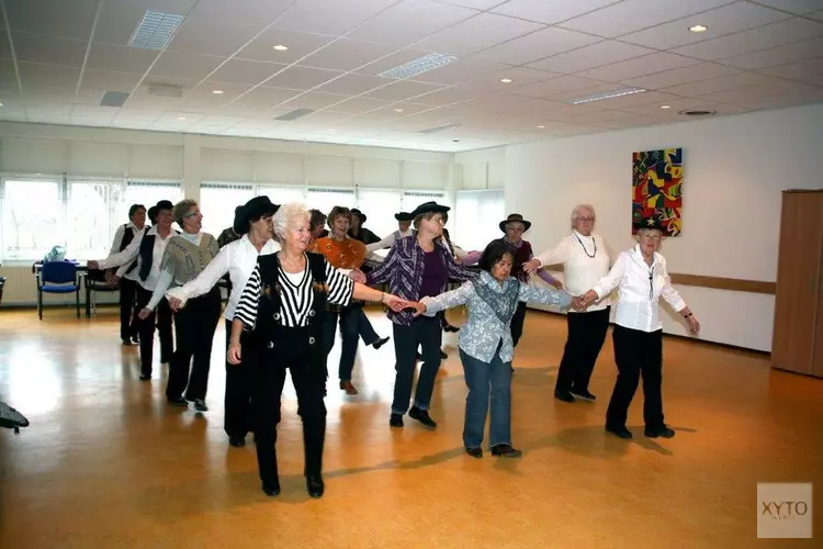 Country-Line Dansen naar Buurthuis ’t Ambacht in Alkmaar Noord