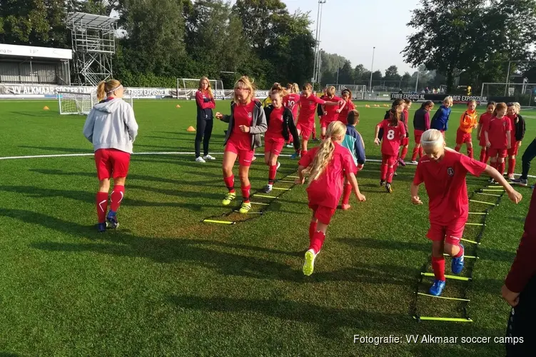 VV Alkmaar Voetbaldag voor meiden in meivakantie