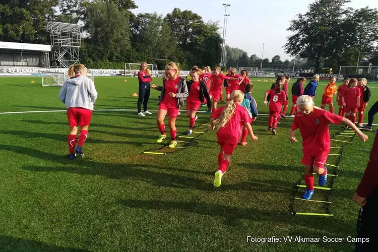 Twee VV Alkmaar Soccer Camps voor meiden in zomervakantie