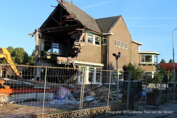 Sloop van Het Schermer Wapen in volle gang