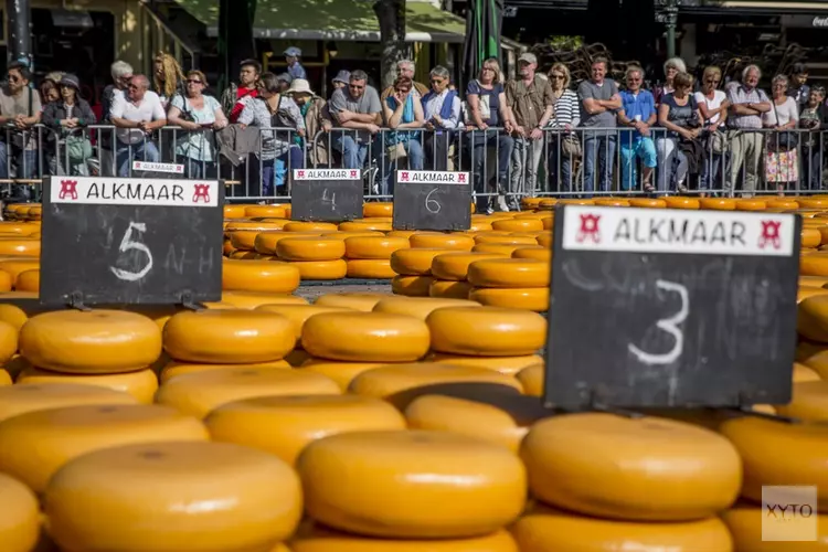 Kaasmarkt in het teken van 100 jaar vrouwenkiesrecht