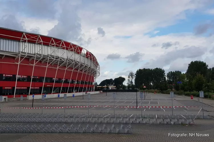 Demontage van dak AZ-stadion afgerond