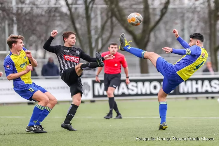 AFC &#39;34 haakt even af in titelstrijd na verlies bij SDZ