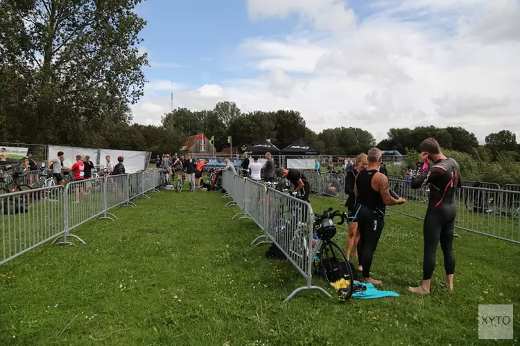 Inschrijving Geestmerambacht triathlon start zondag