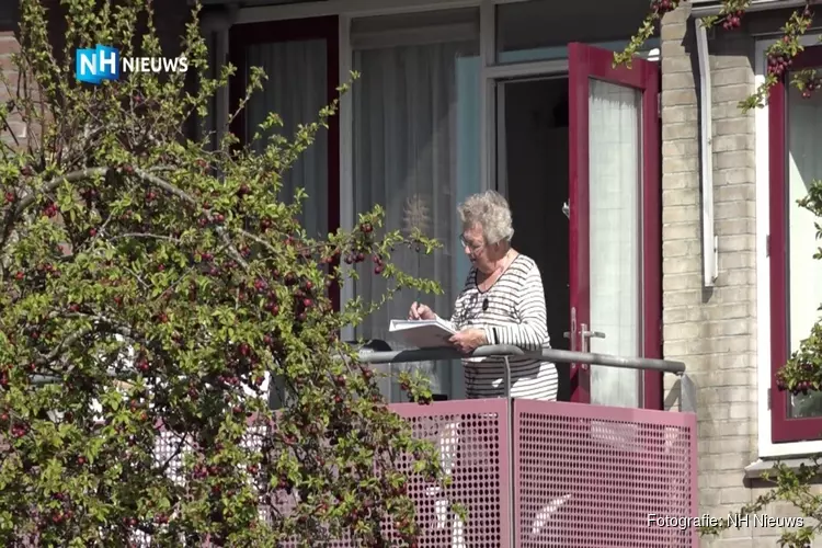 Buitenbingo vanaf het balkon: "Eindelijk weer iets positiefs in ons leven"