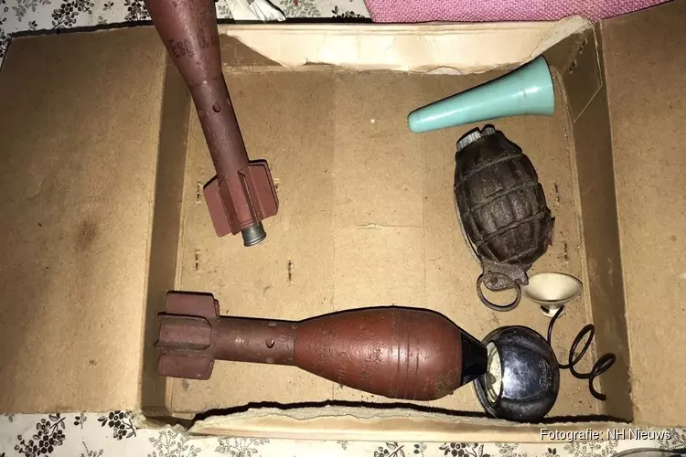 Meerdere granaten gevonden in woning Egmond aan Zee, volgens politie geen direct gevaar