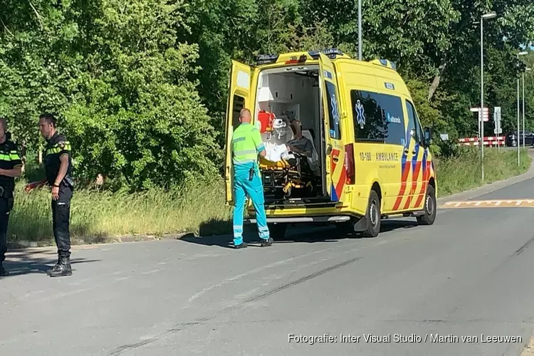 Scooterrijder gewond na val op Hoornseweg