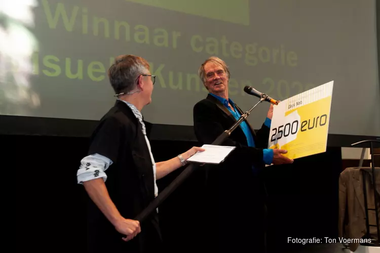Dirck Nab wint Victoriefonds Cultuurprijs Visuele Kunsten
