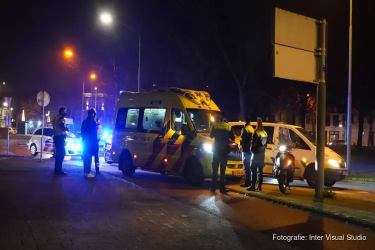 Gewonde bij ongeluk op rotonde in Alkmaar