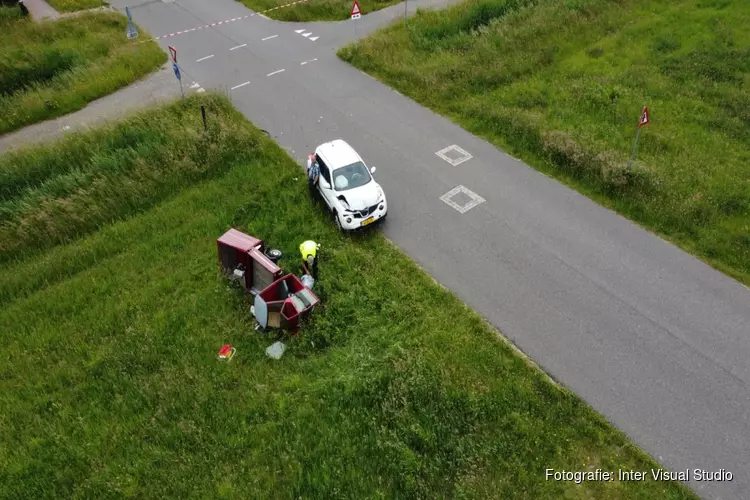 Bestuurder brommobiel gewond na aanrijding in Heiloo