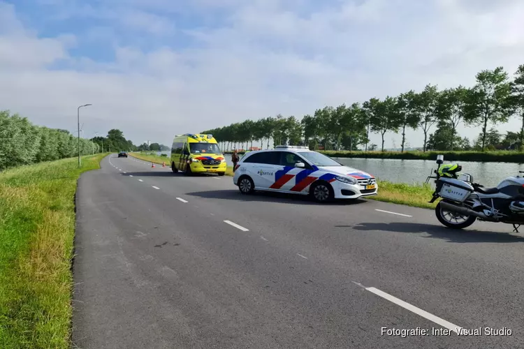 Oude Harley-Davidson ter water in Akersloot