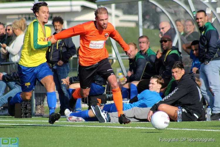 Jong Holland slaat op juiste momenten toe tegen SV Zandvoort