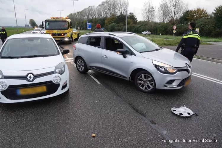 Botsing bij verkeerslichten N245 in Alkmaar