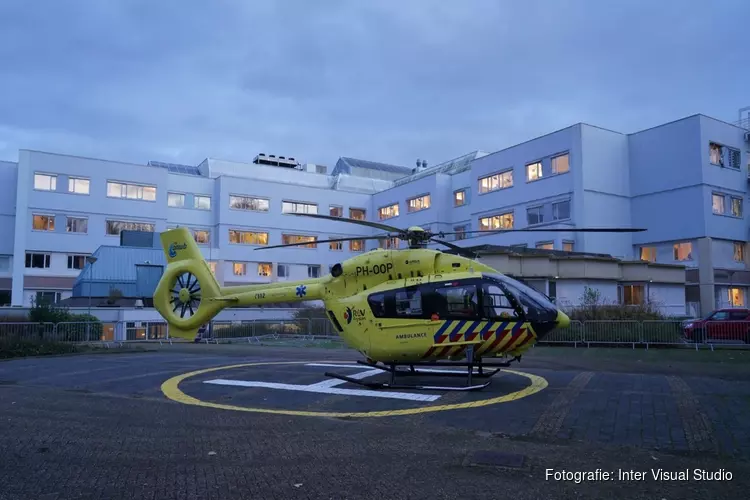 Traumahelikopter brengt Covid-patiënt van Alkmaar naar Nijmegen