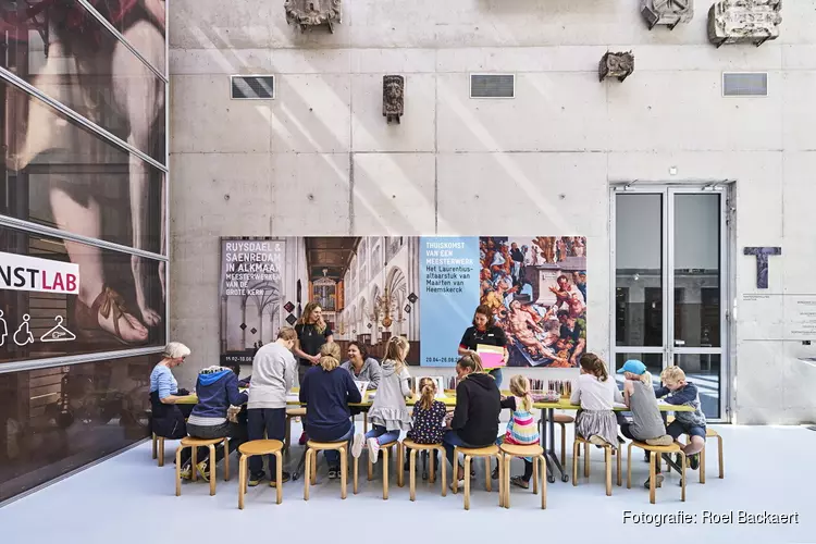 Vakantieworkshops en exclusieve rondleidingen in Stedelijk Museum Alkmaar
