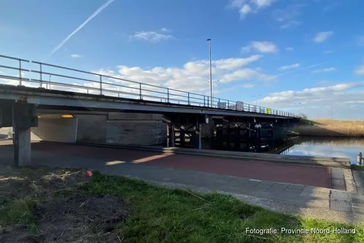 Fietsbrug Huygenvaart vanaf vrijdag eindelijk weer open