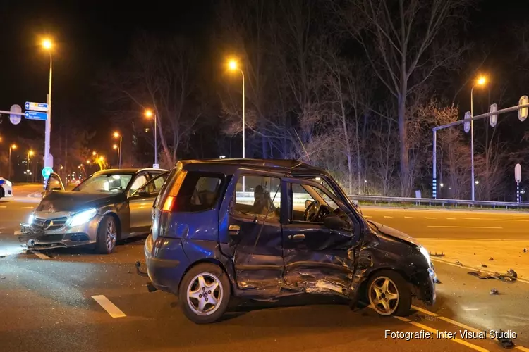 Botsing op Martin Luther Kingweg in Alkmaar, meerdere gewonden