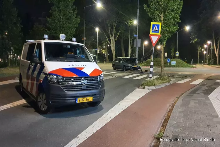 Automobilist vlucht na aanrijding in Alkmaar