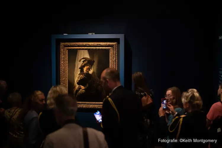 Rembrandts vaandeldrager groot succes in Stedelijk Museum Alkmaar