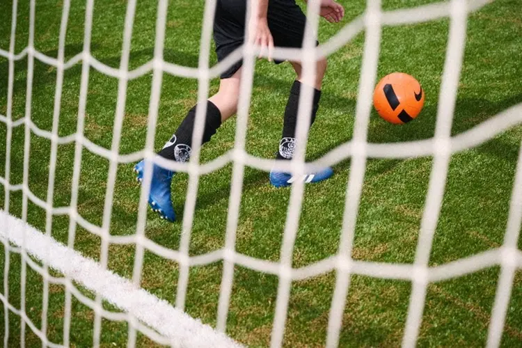 Voetbalclub Kolping Boys en ING slaan handen ineen zodat ieder kind kan voetballen