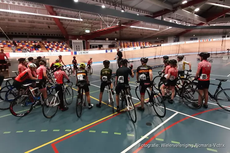 Jeugd Omnium baanwielrennen groot succes