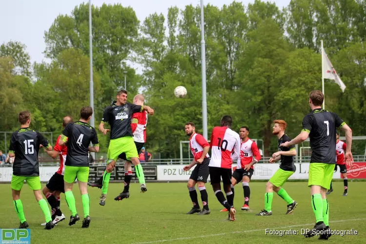 Alkmaarsche Boys moet titel aan DWB laten na verlies tegen De Valken