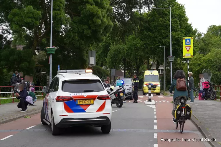 Fietser aangereden op beruchte oversteek in Alkmaar