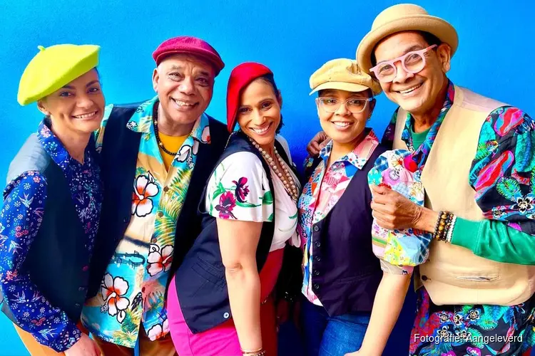 Caribisch feest met Edsel Juliet & La Banda Loca in  Partycentrum De Meereboer