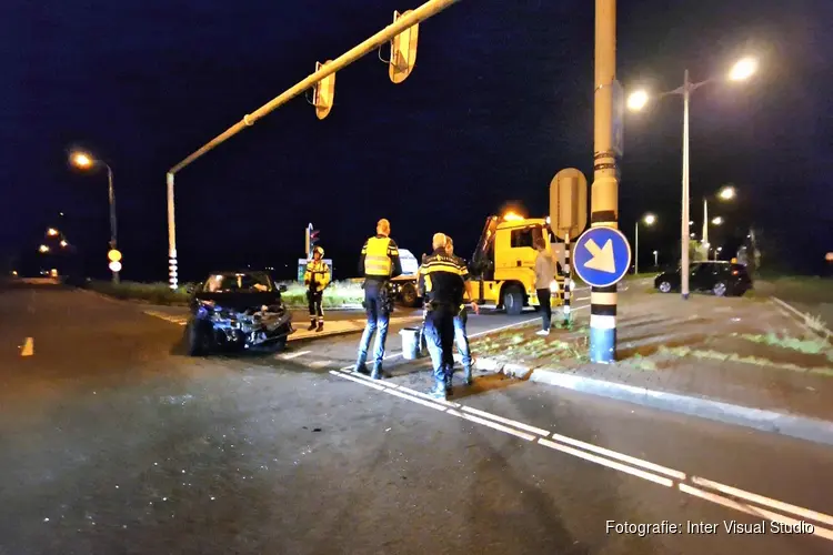 Veel schade bij ongeval op N245 in Alkmaar