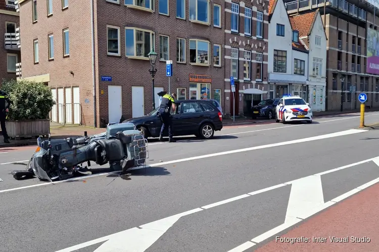 Motorrijder gewond bij aanrijding in Alkmaar