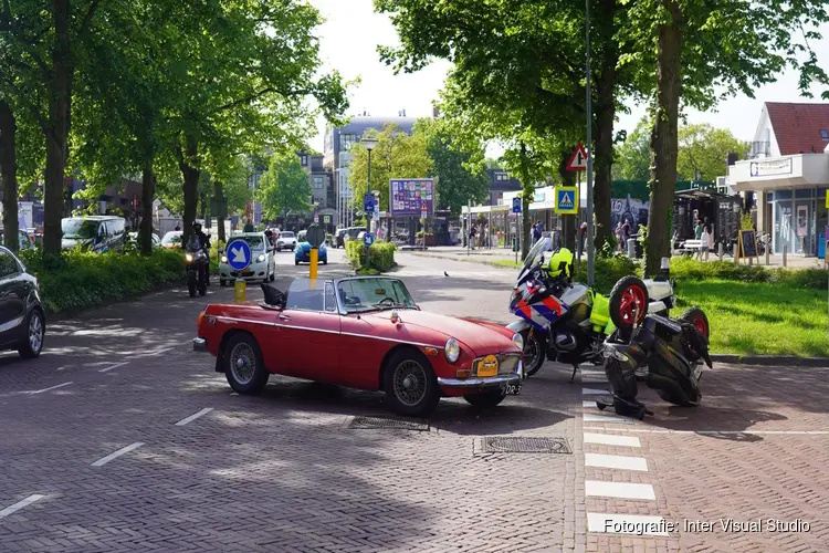 Scooterrijder aangereden in centrum Bergen