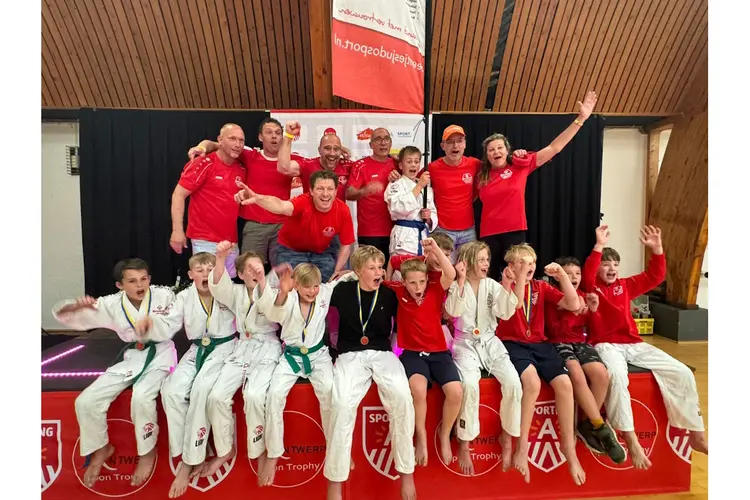 Jeugd Beenjes judo sport wint ippon trophy in Antwerpen