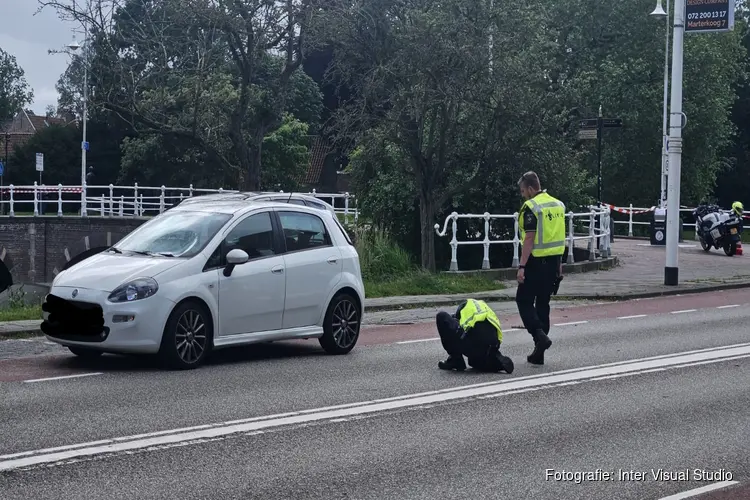 Vrouw ernstig gewond na aanrijding op Geestersingel