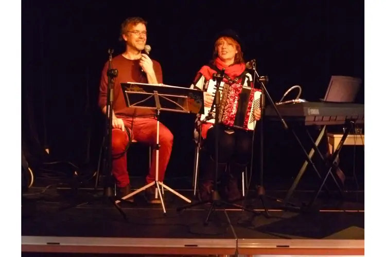 Poëziepolonaise in bibliotheek Alkmaar Centrum