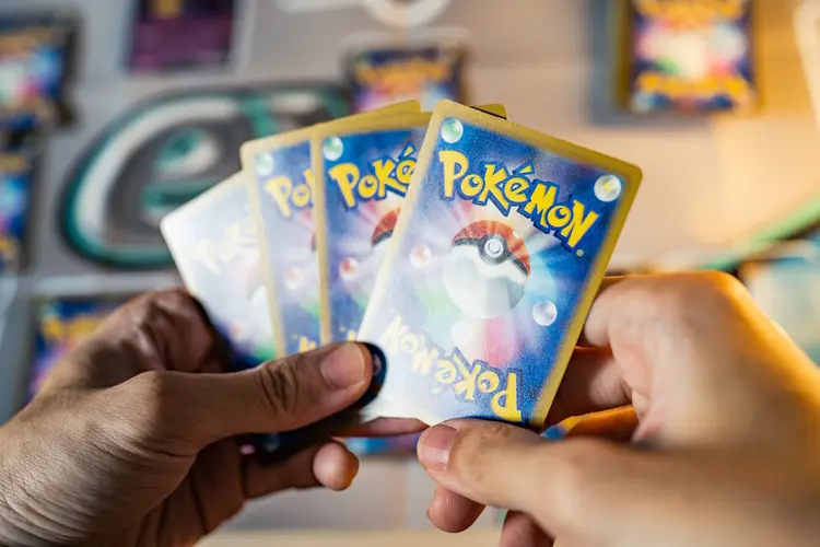 Waarom Surging Sparks Booster Box de nieuwe must-have is voor Pokémon-enthousiastelingen