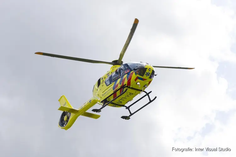 Meerdere gewonden bij ernstig ongeval met drie auto's bij Oudkarspel