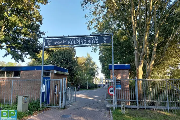 Vroege rode kaart nekt Kolping Boys tegen Ter Leede