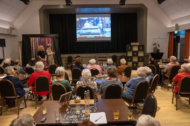 Gezellig terug in de tijd tijdens verkeerstheaterquiz op 22 november in Alkmaar