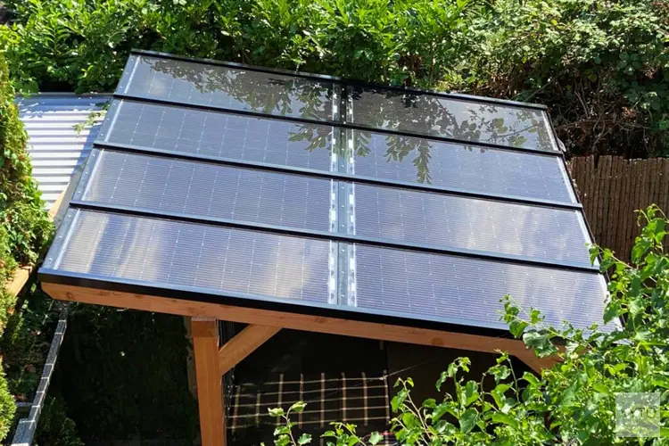 Kun je geen zonnepanelen op je dak plaatsen? Dit is de oplossing!