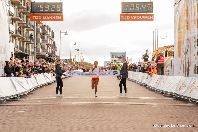 Jubileumeditie met gouden randje voor recordbreker Haven Hailu en Samuel Barata