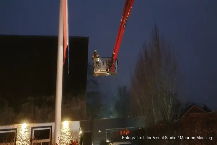 Brand in schuur aan Hoogeweg in Heiloo