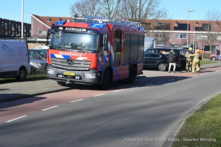 Brandmelding bij autobedrijf aan Edisonweg